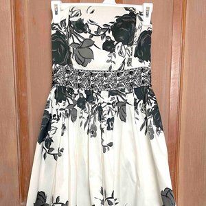 Audrey Hepburn Style Black&White Strapless Dress